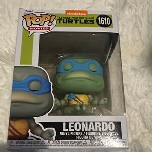 Funko Teenage Mutant Ninja Turtles Leonardo Figure - Blue and Green